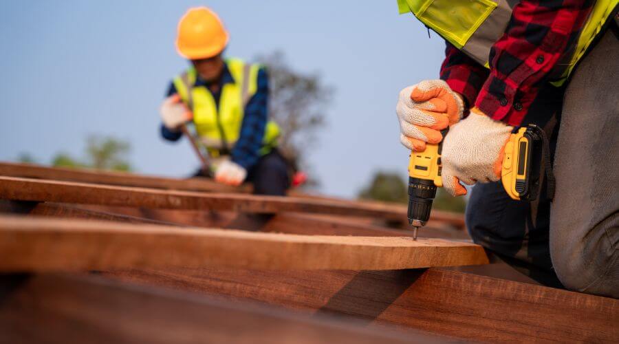 Expert Emergency Roof Repairs services in San Sebastian, PR